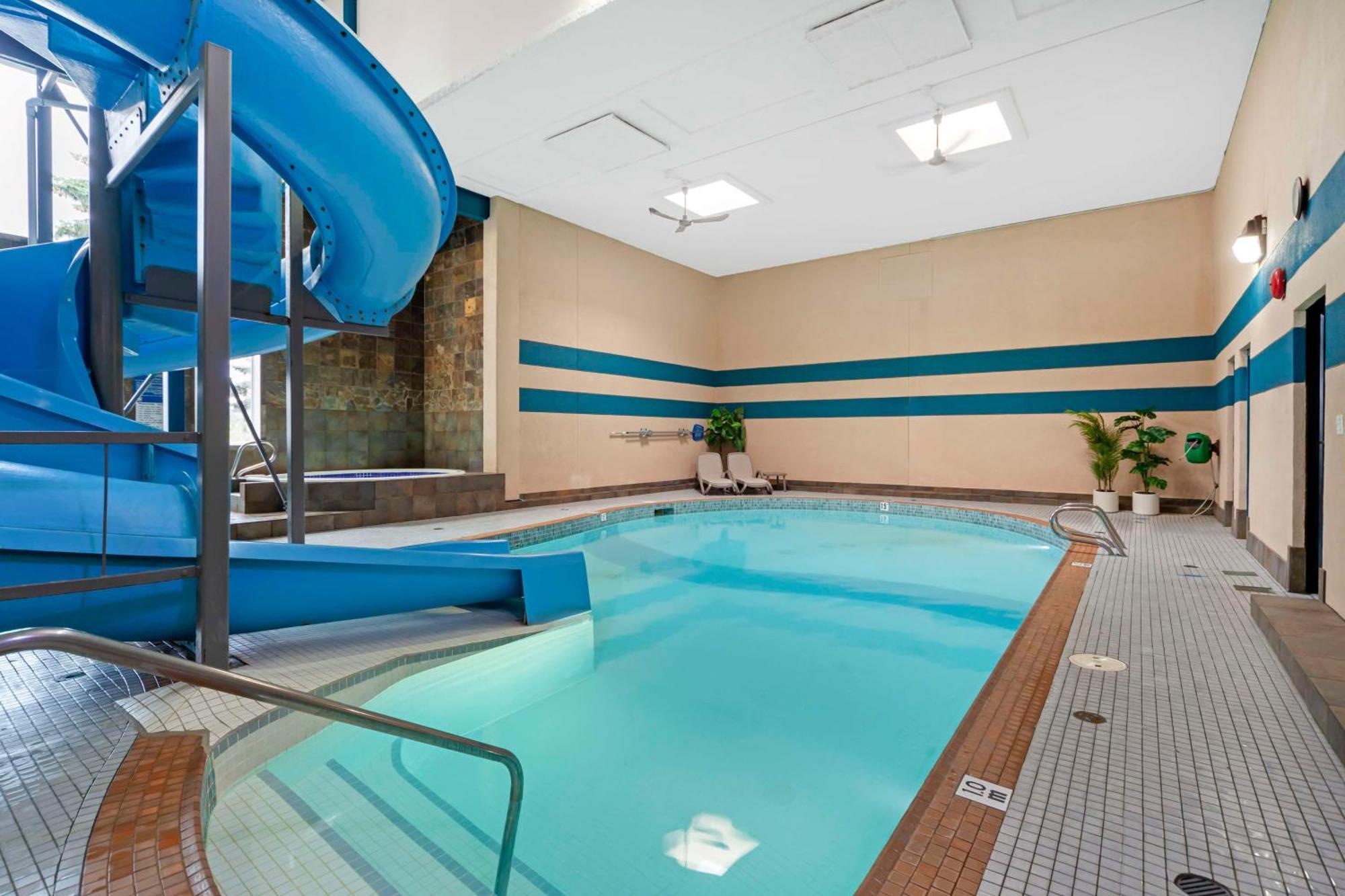 Best Western Plus City Centre Inn Edmonton Bagian luar foto